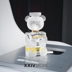 XXIV Review Moschino Toy 2